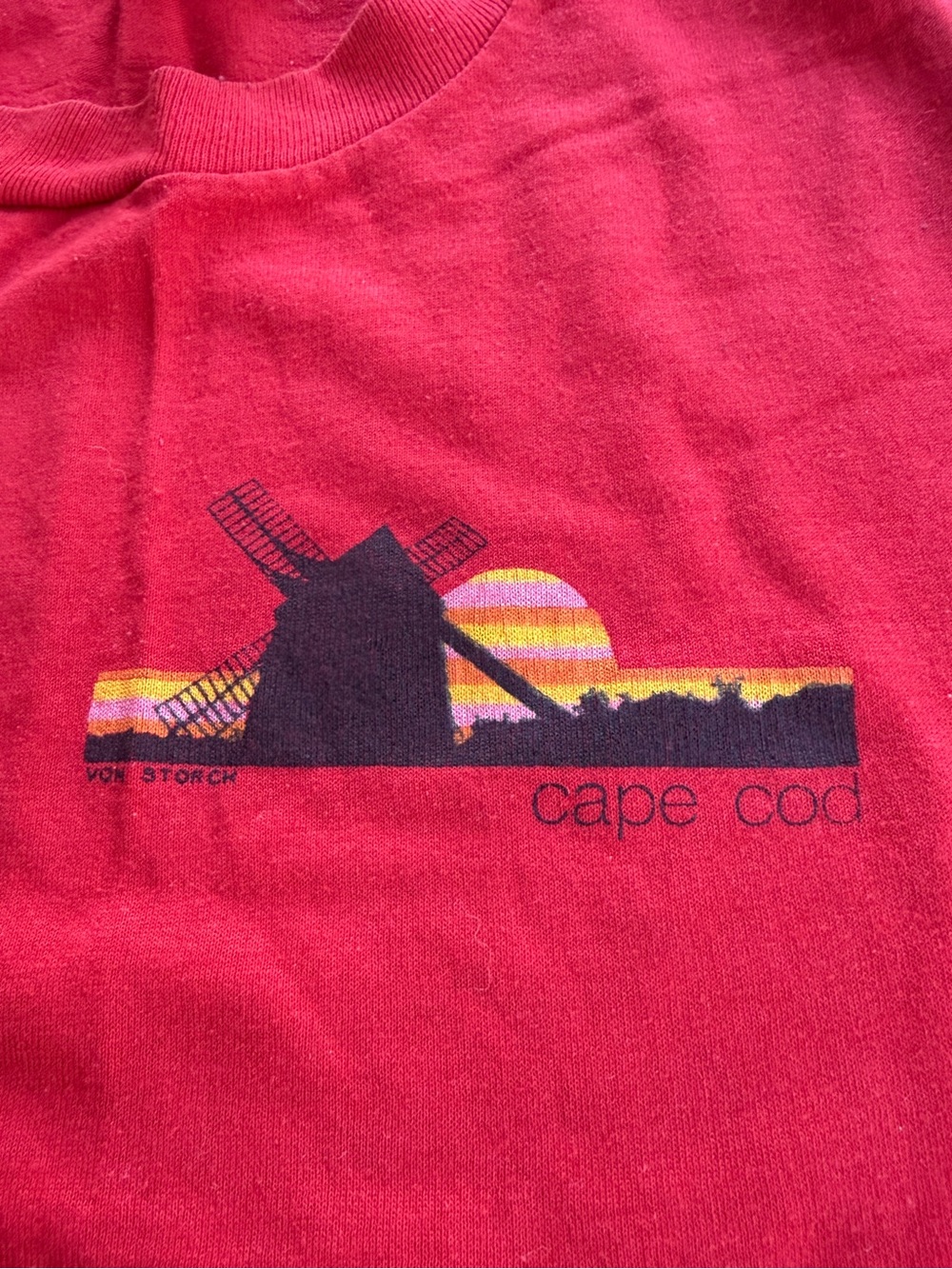 Vintage Cape Cod Windmill T-Shirt Jerzees L Red